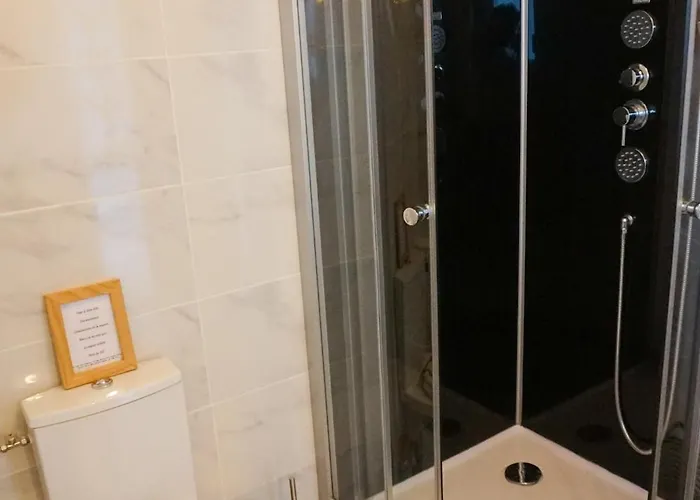 Maison Des Pins - D'olonne 펜션 *